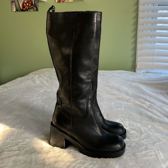 Steve Madden Shoes - Steve Madden Gyrate Tall Boots
